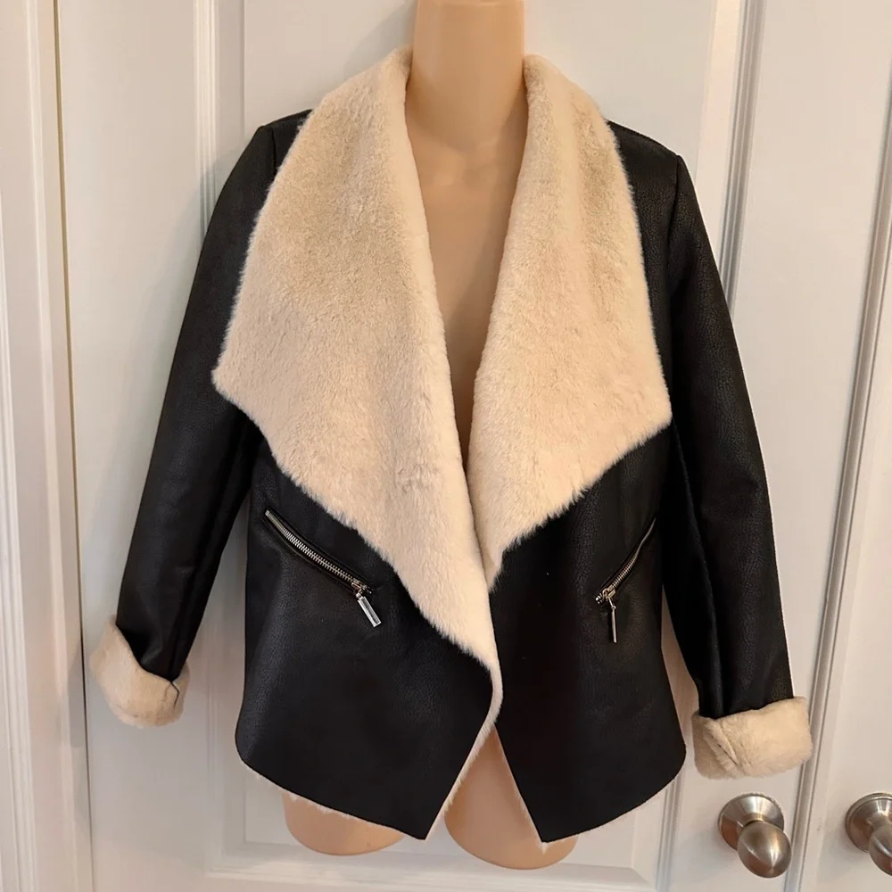 Gianni Bini faux fur and leather moto jacket‎